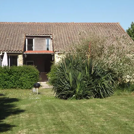 Les Gîtes De La Grange Aux Grains Hébergement de vacances Apremont (Ardennes)