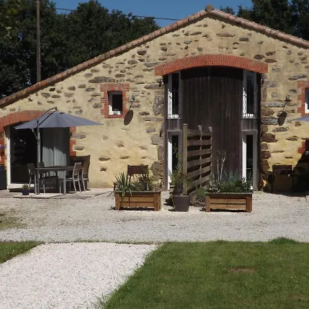 Les Gîtes De La Grange Aux Grains Hébergement de vacances