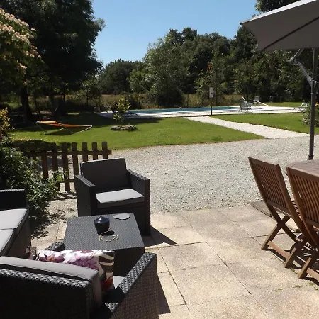 Les Gîtes De La Grange Aux Grains Hébergement de vacances *