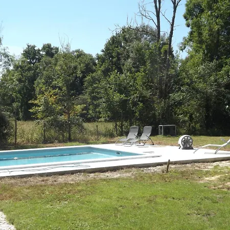 Les Gîtes De La Grange Aux Grains Hébergement de vacances *